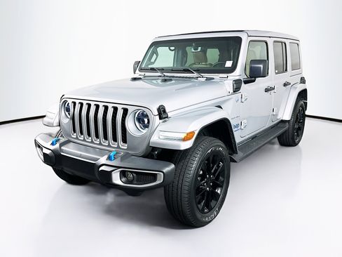 Used 2023 Jeep Wrangler Sahara w/ Cold Weather Group image 3