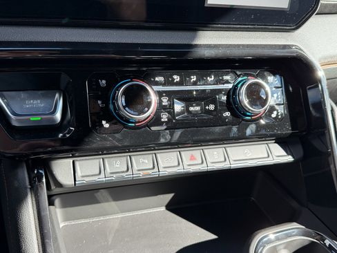 New 2026 GMC Sierra 3500 AT4 image 38