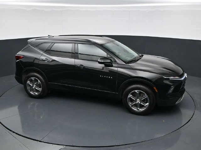 Used 2024 Chevrolet Blazer LT w/ Convenience Package FWD image 33
