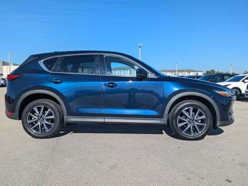Used 2018 MAZDA CX-5 Grand Touring w/ Premium Package image 4