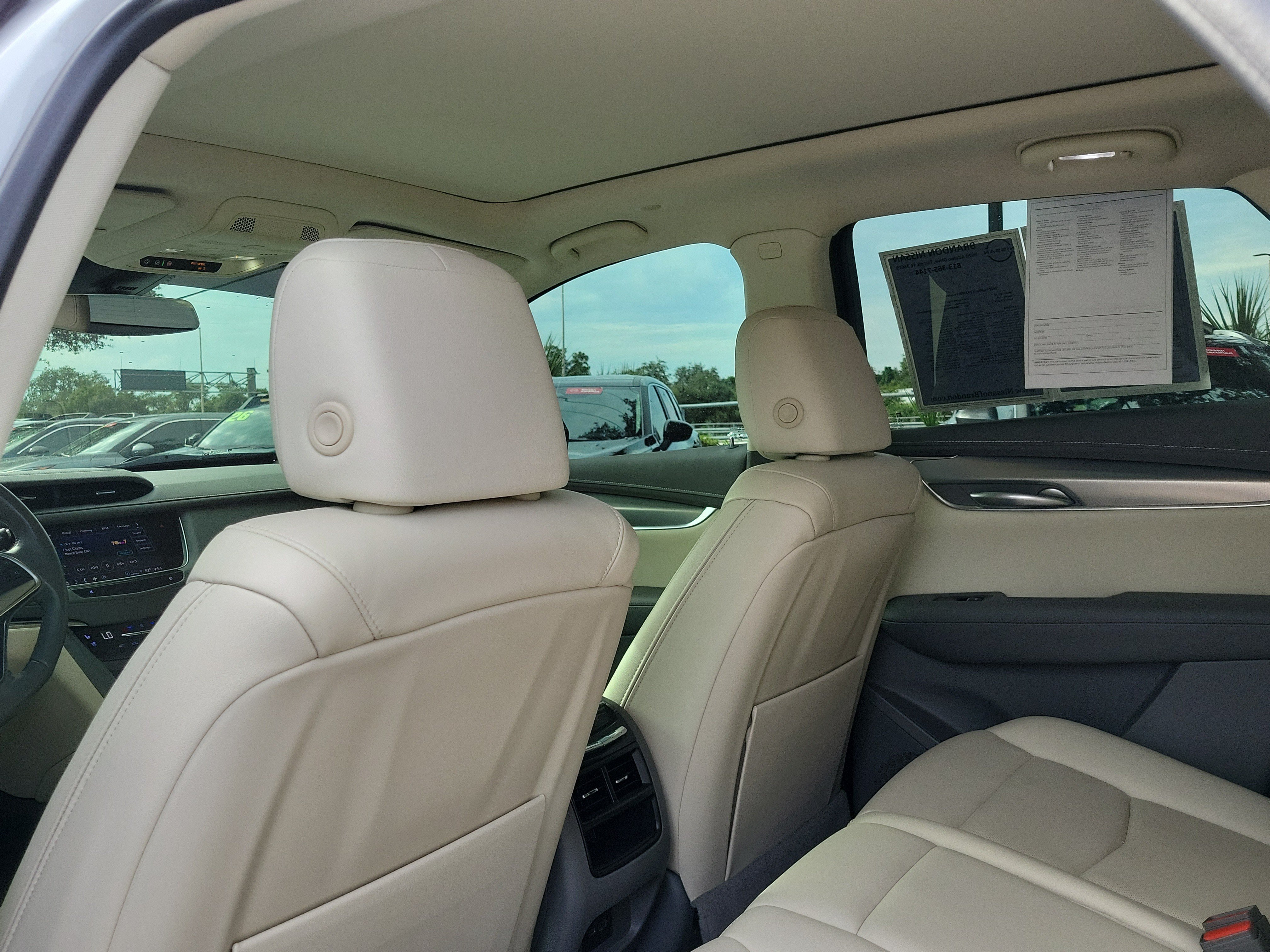 Used 2022 Cadillac XT5 Premium Luxury FWD image 13