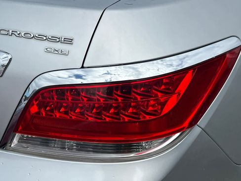 Used 2011 Buick LaCrosse CXL image 17