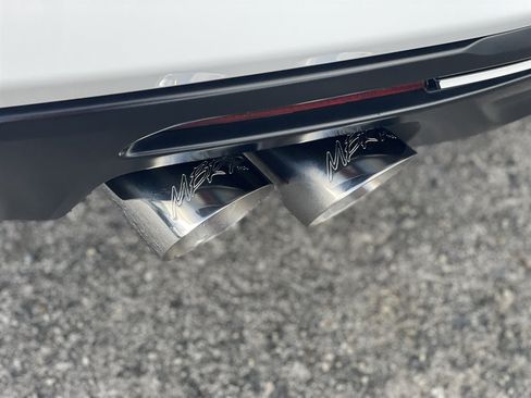 Used 2019 Chevrolet Camaro SS RWD image 3