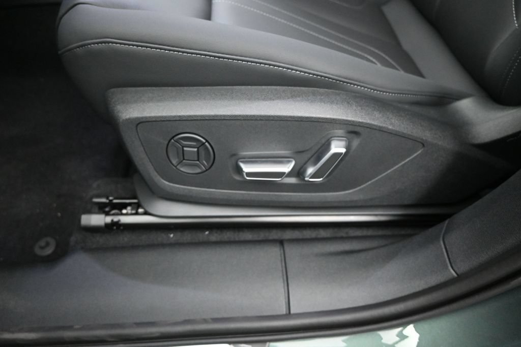 New 2026 Audi Q3 quattro 2.0T AWD/4WD image 9