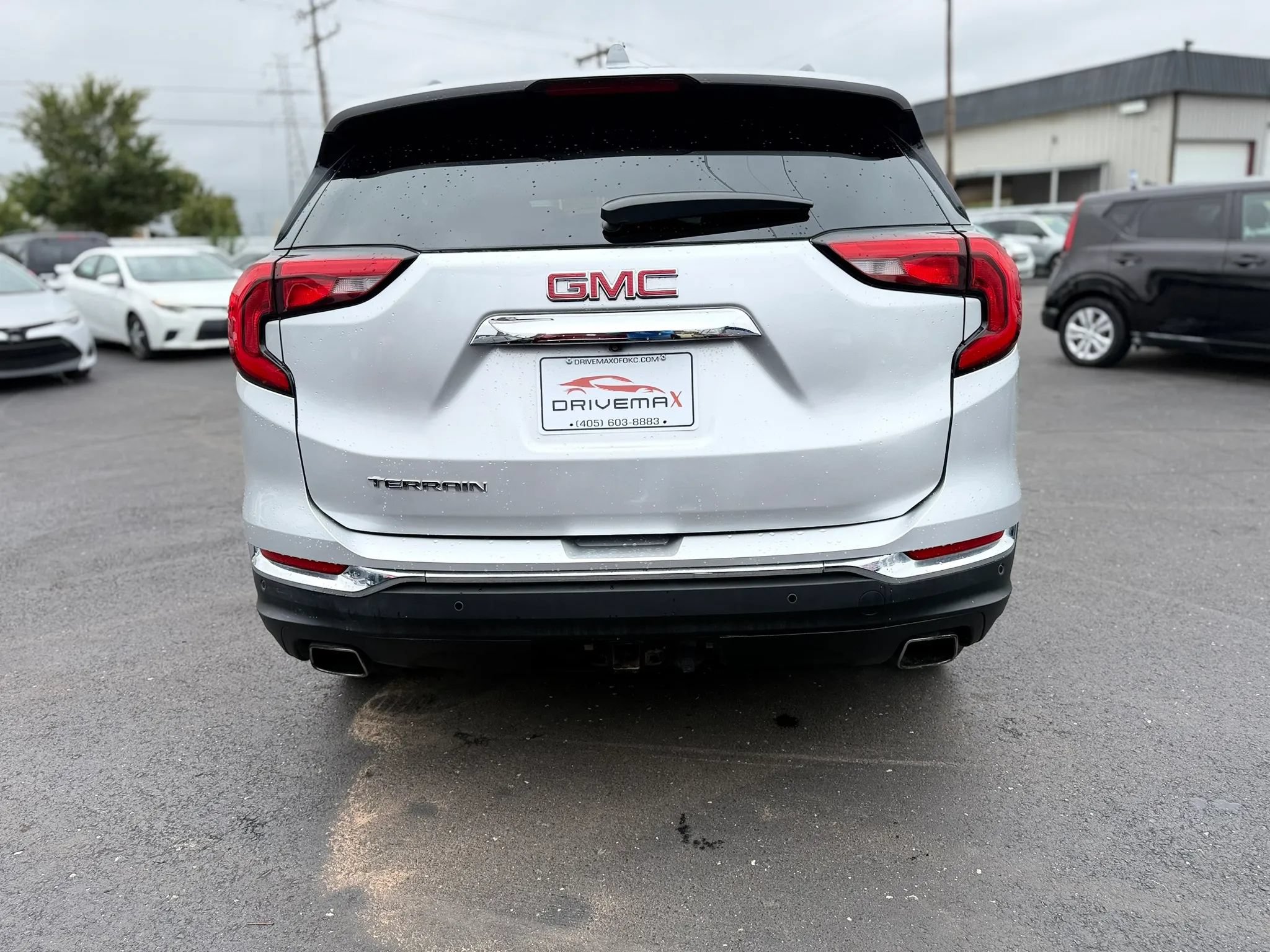 Used 2018 GMC Terrain SLT w/ Preferred Package FWD image 4