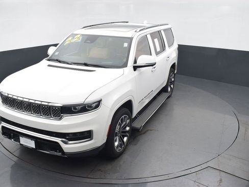 Used 2022 Jeep Grand Wagoneer Series III w/ HD Trailer Tow Package image 41