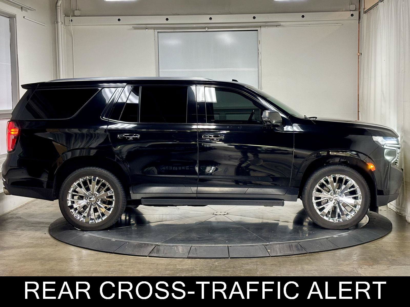 Used 2021 Chevrolet Tahoe Premier w/ Premium Package RWD image 11