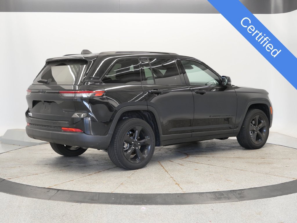 Certified 2024 Jeep Grand Cherokee Altitude AWD/4WD image 6