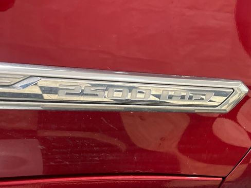 Used 2024 Chevrolet Silverado 2500 High Country w/ Technology Package image 24