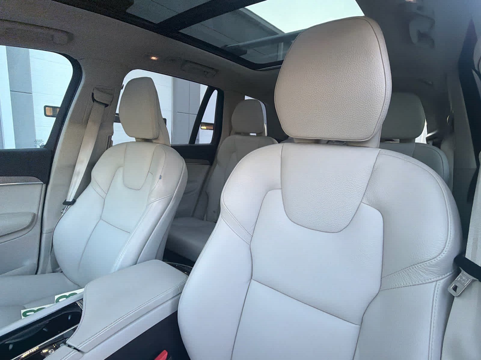 Used 2024 Volvo XC90 B5 Plus w/ Protection Package Premier AWD/4WD image 26