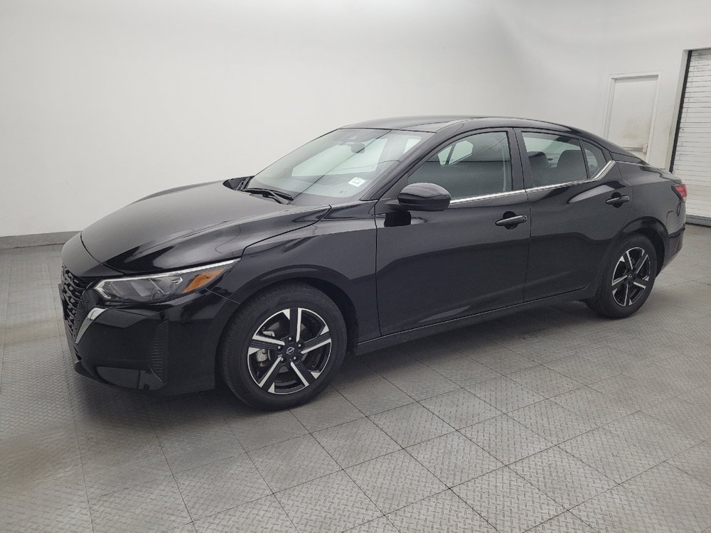 Used 2025 Nissan Sentra SV FWD image 2