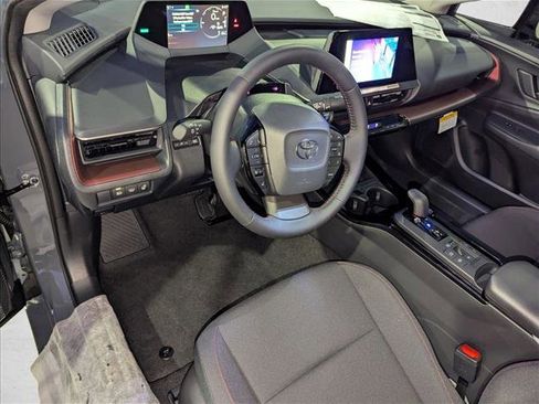 New 2026 Toyota Prius SE image 3