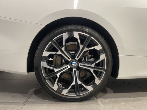 Used 2025 BMW 430i xDrive Coupe w/ Premium Package image 9