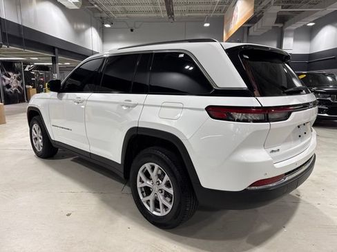 Certified 2022 Jeep Grand Cherokee Limited AWD/4WD image 19