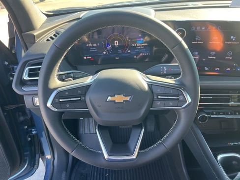 New 2026 Chevrolet Traverse LT w/ Sun and Wheel Package image 18