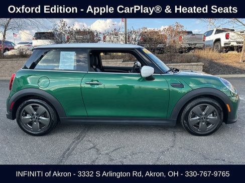 Used 2022 MINI Cooper 2-Door Hardtop image 13