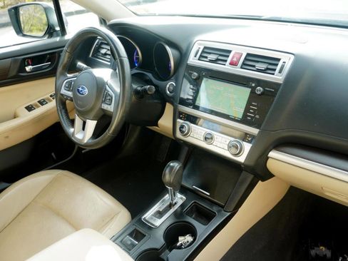 Used 2017 Subaru Legacy 2.5i Limited image 18