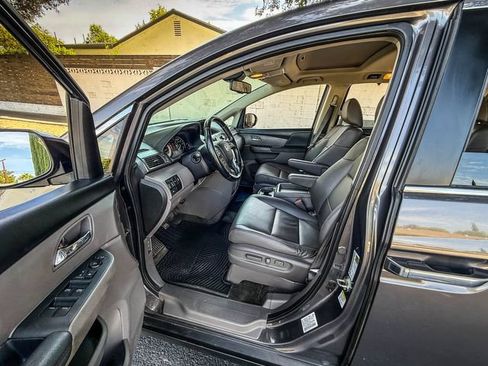 Used 2016 Honda Odyssey EX-L image 5