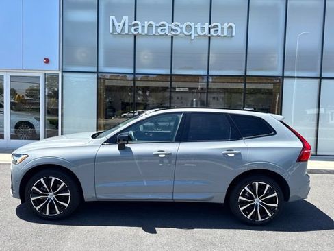 Certified 2025 Volvo XC60 B5 Plus AWD/4WD image 2