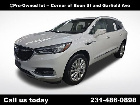 Used 2021 Buick Enclave Essence w/ Sound and Sites Package image 1