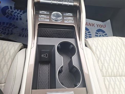 Used 2025 Lincoln Nautilus Black Label w/ Jet Appearance Package image 30