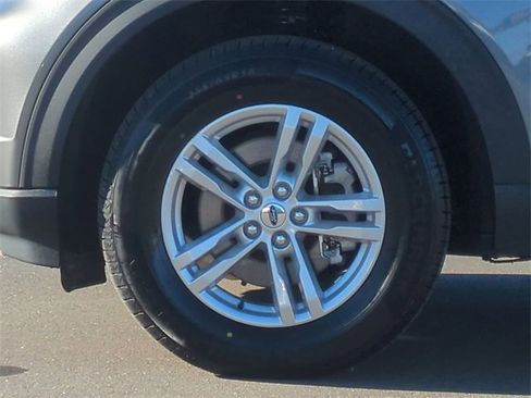 Used 2023 Ford Explorer XLT w/ Equipment Group 202A image 17