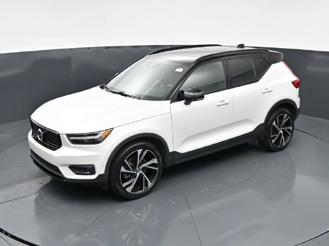 Used 2021 Volvo XC40 T5 R-Design w/ Advanced Package AWD/4WD image 40