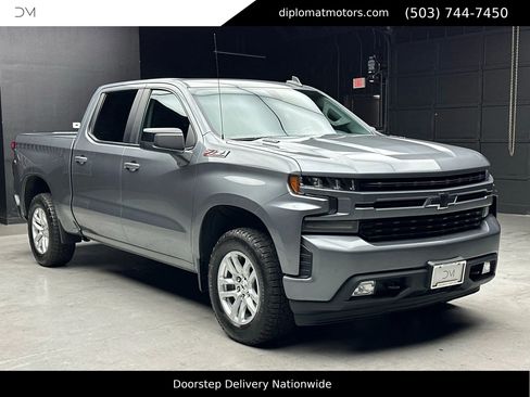 Used 2021 Chevrolet Silverado 1500 RST image 9
