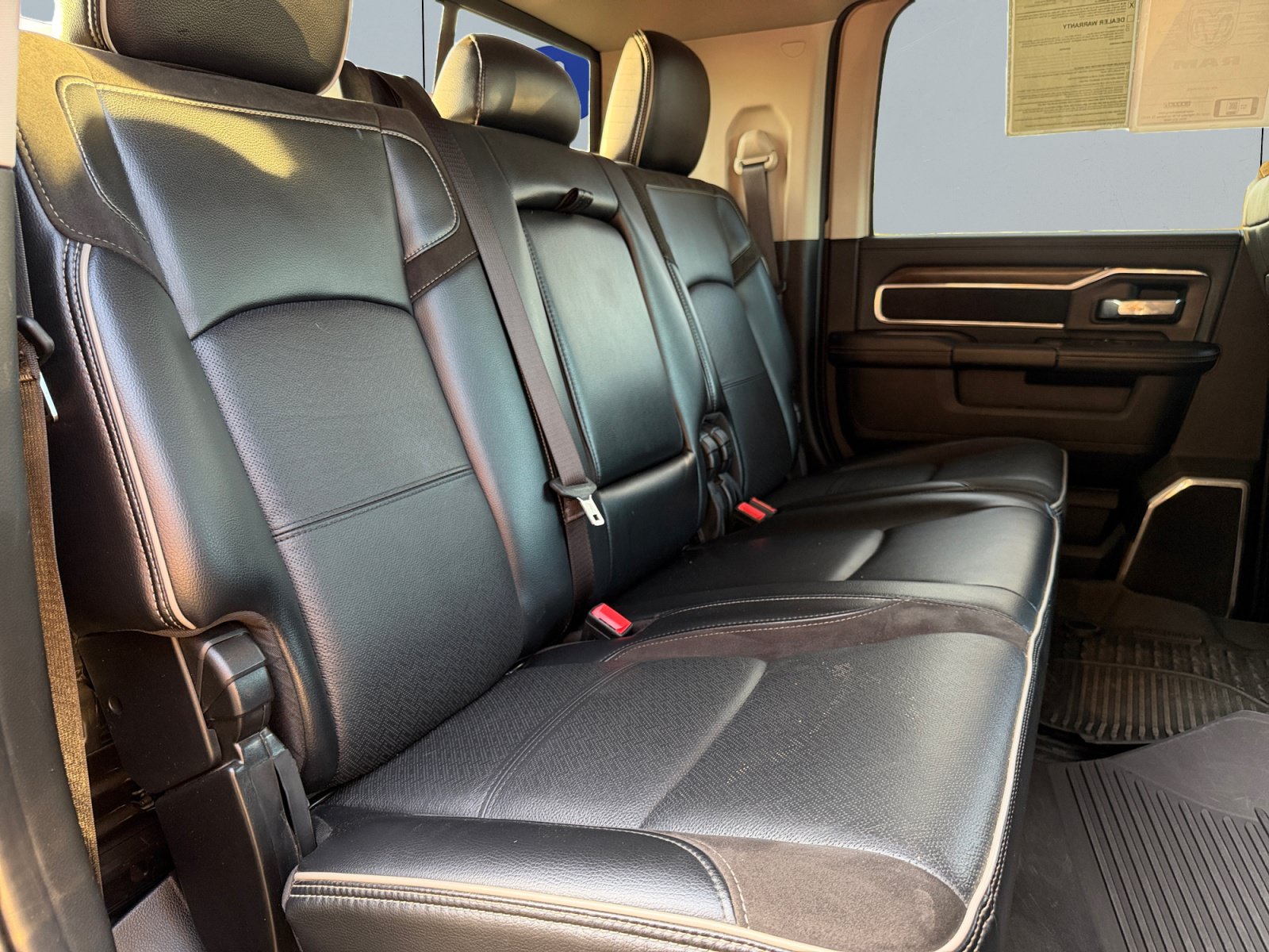 Used 2023 RAM 2500 Laramie AWD/4WD image 18