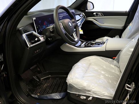 New 2026 BMW X5 xDrive50e w/ Executive Package image 12