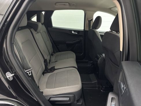 Used 2020 Ford Escape SE image 37