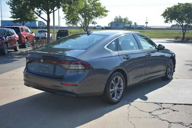 Used 2023 Honda Accord EX image 5
