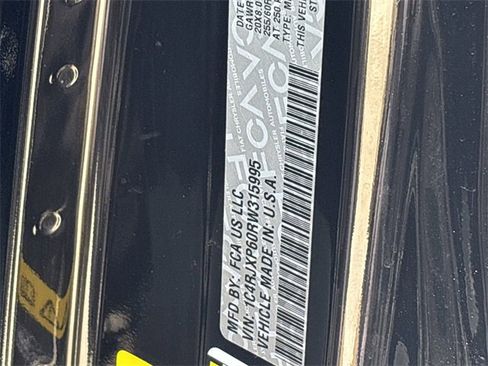 Used 2024 Jeep Wrangler Unlimited Sahara image 31