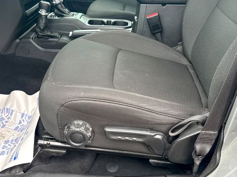 Used 2023 Jeep Wrangler Unlimited w/ Cold Weather Group image 18