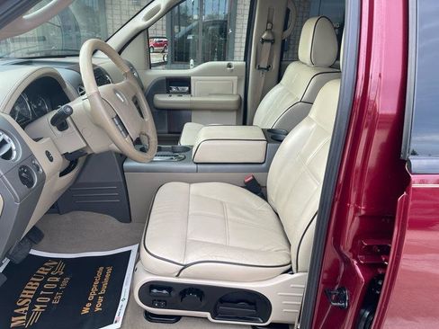 Used 2006 Lincoln Mark LT 4x4 image 27