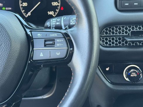 Certified 2024 Honda HR-V Sport image 8