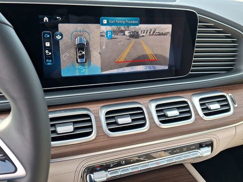 New 2026 Mercedes-Benz GLE 450 4MATIC image 14