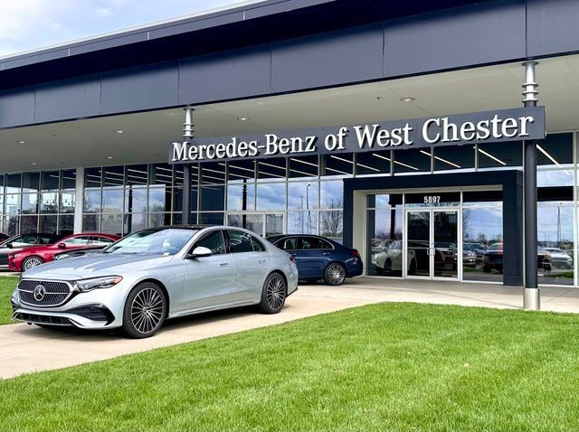 New 2027 Mercedes-Benz E 450 4MATIC Sedan image 39