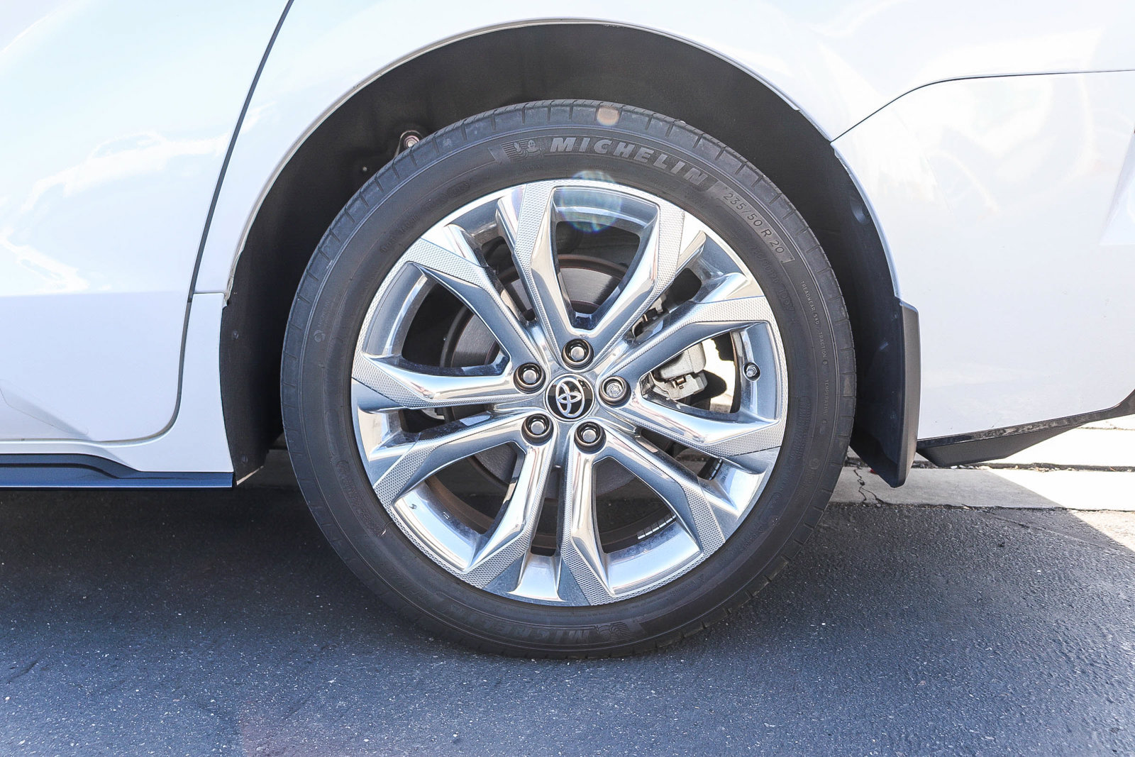 Certified 2024 Toyota Sienna Platinum FWD image 11
