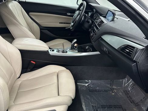 Used 2017 BMW 230i xDrive Convertible image 33