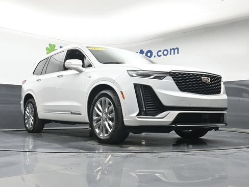 Used 2024 Cadillac XT6 Premium Luxury w/ Technology Package AWD/4WD image 29