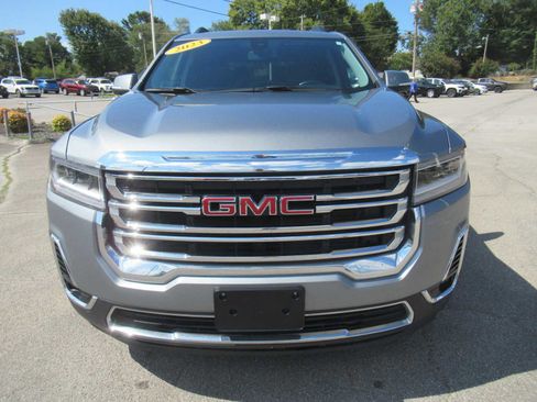 Used 2023 GMC Acadia SLT image 11