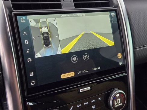 Used 2023 Land Rover Discovery HSE R-Dynamic image 26