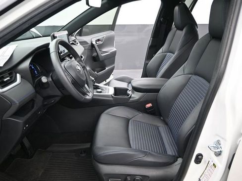 Used 2023 Toyota RAV4 XSE image 14