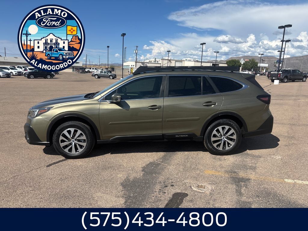 Used 2021 Subaru Outback Premium AWD/4WD image 2