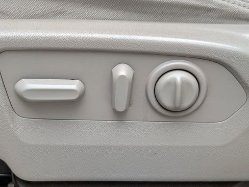 Used 2020 Chevrolet Silverado 1500 LT w/ All-Star Edition image 26