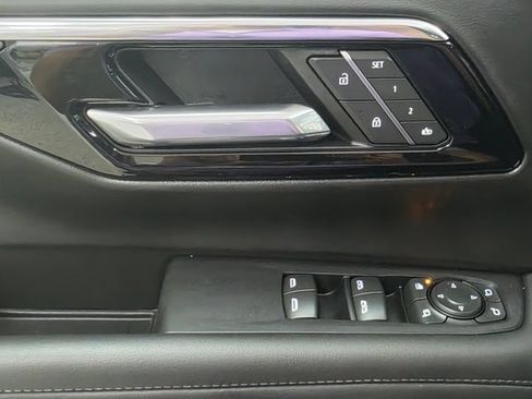 Used 2025 Chevrolet Tahoe Z71 w/ Z71 Off-Road Package AWD/4WD image 14