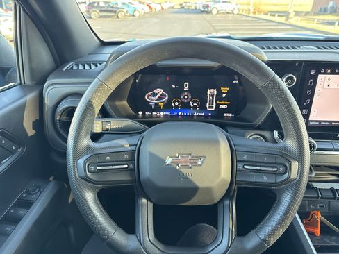 Used 2024 Chevrolet Colorado Trail Boss w/ Advanced Trailering Package image 14