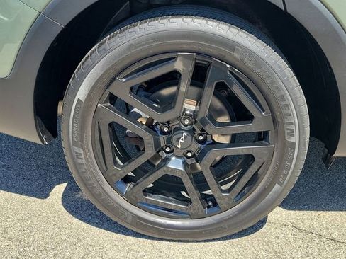 Used 2023 Kia Telluride SX X-Line AWD/4WD image 7