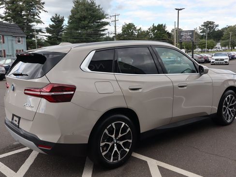 Used 2025 BMW X3 xDrive30i w/ Premium Package AWD/4WD image 6